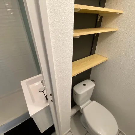 4 Personnes Vue Sur La Pironnière