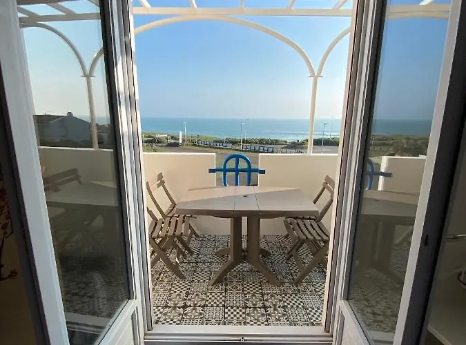 4 Personnes Vue Sur דירה *