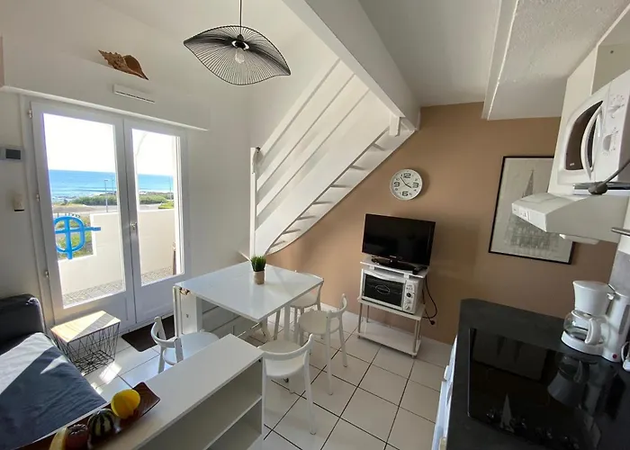 4 Personnes Vue Sur דירה La Pironnière